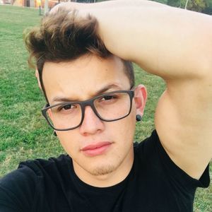 Meet your Posher, Anthony